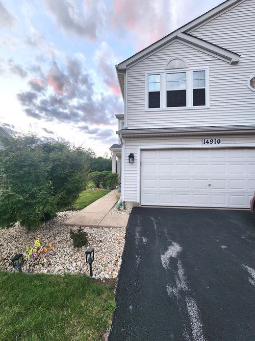 0-14910 W Victoria Xing, Lockport, IL, 60441-6293 | Card Image