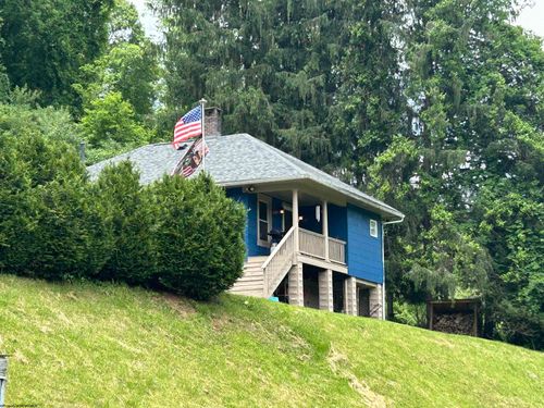 54 Bruce St, Salem, WV, 26426-1002 | Card Image
