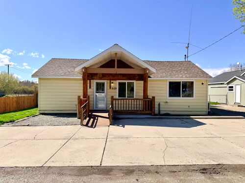 609 N Columbia St, Deer Park, WA, 99006-2735 | Card Image