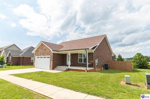 179 Twin Lakes Dr, Vine Grove, KY, 40175-8412 | Card Image