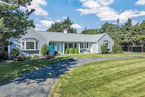 229 S Sea Ave, West Yarmouth, MA, 02673-5630 | Card Image