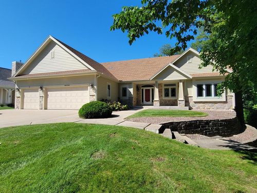 S66W16256 Chestnut Ridge Court, Muskego, WI, 53150 | Card Image