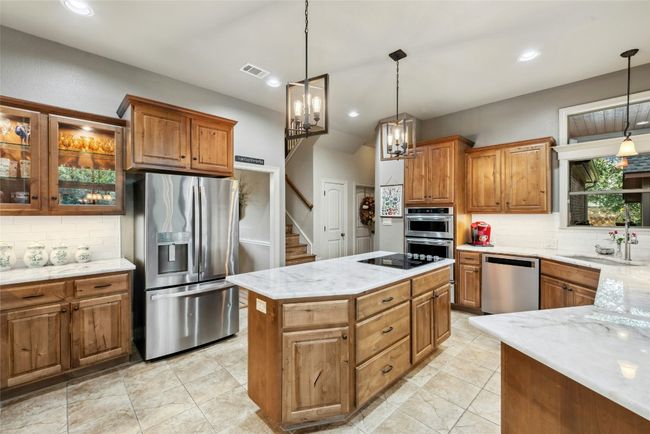 Kitchen | Image 9