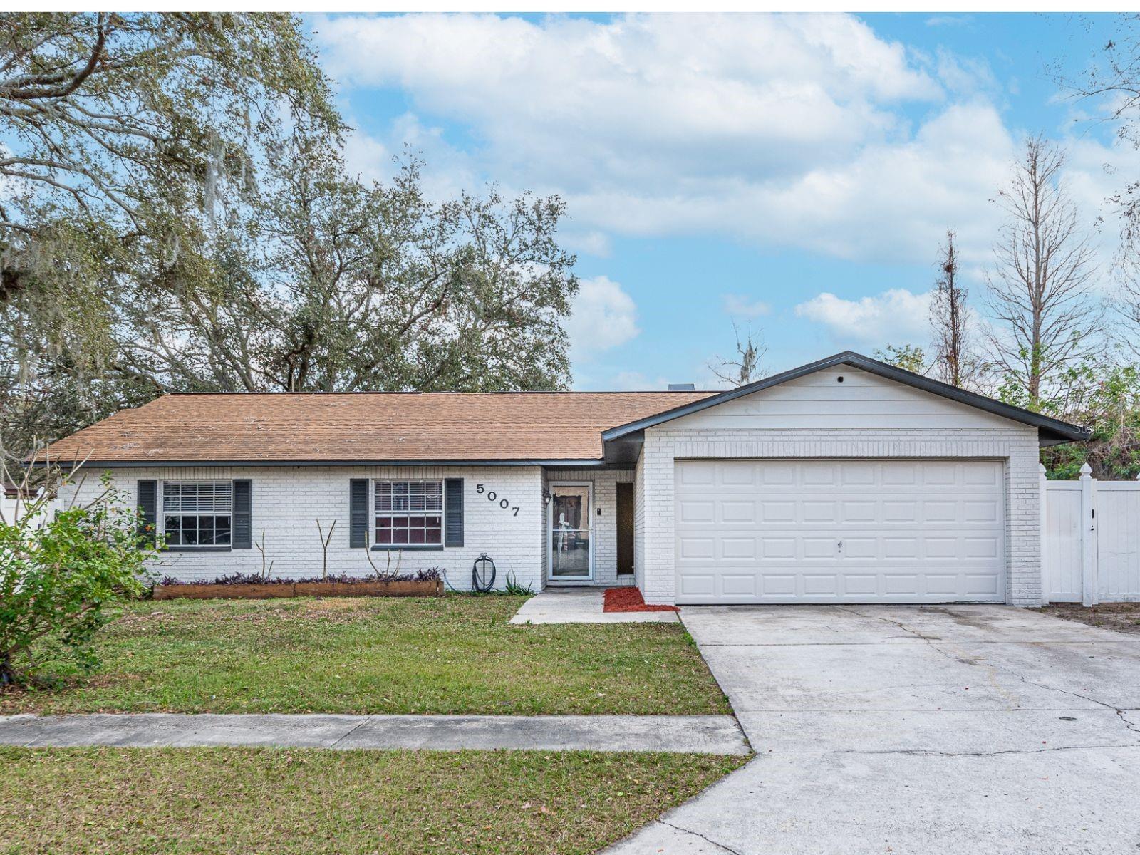Presidential St, Seffner, FL 33584