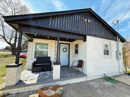 814 Heber Springs Rd, Southside, AR, 72501-8062 | Card Image