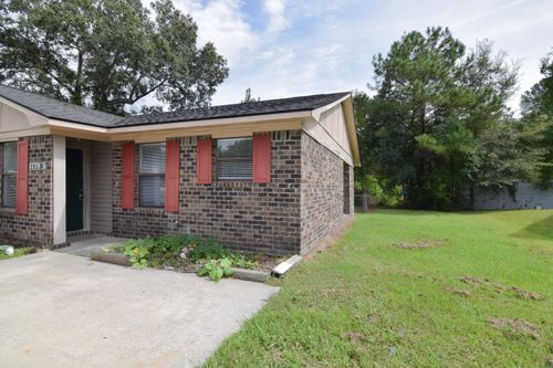 b-111 Peach Rd, Goose Creek, SC, 29445-4311 | Card Image