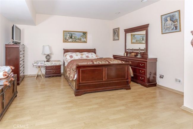 APT-202 - 1313 Valley View Rd, Condo with 2 bedrooms, 2 bathrooms and 2 parking in Glendale CA | Image 20