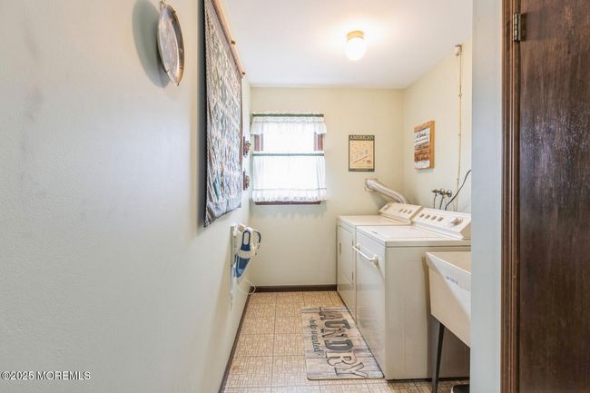 305 Springfield Ave, House other with 3 bedrooms, 2 bathrooms and null parking in Pine Beach NJ | Image 18