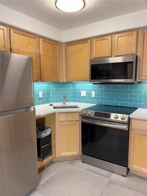 apt-307-1833 N Williams St, Denver, CO, 80218-1298 | Card Image