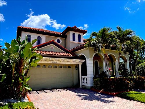 3706 80th Dr E, SARASOTA, FL, 34243-6302 | Card Image