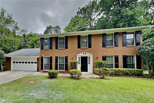 650 Lake Forest Ct, Roswell, GA, 30076-4709 | Card Image