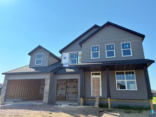917 S Country Club Ave, Brandon, SD, 57005-6722 | Card Image