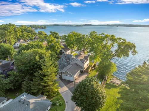 68 Lake Ln, Fox Lake, IL, 60020-1726 | Card Image