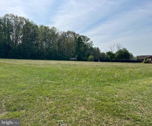 000 East Side Hwy, GROTTOES, VA, 24441 | Card Image