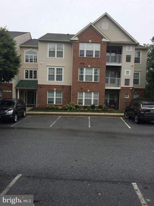2054 Hunting Ridge, OWINGS MILLS, MD, 21117 | Card Image