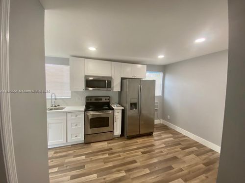 a-345 Ne 168th St, North Miami Beach, FL, 33162-2321 | Card Image