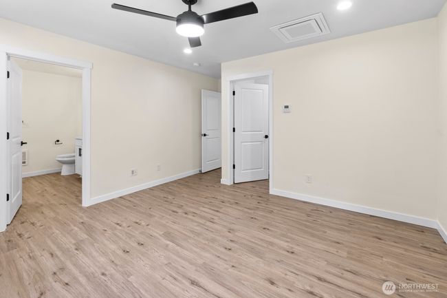 902 W California Rd, House other with 3 bedrooms, 2 bathrooms and 2 parking in Shelton WA | Image 20