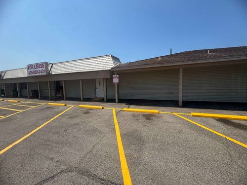5885 W Port Arthur Rd, Port Arthur, TX, 77640-1754 | Card Image