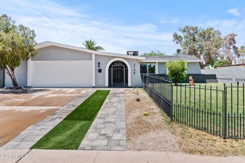 2106 W 8th Ave, Mesa, AZ, 85202-2827 | Card Image