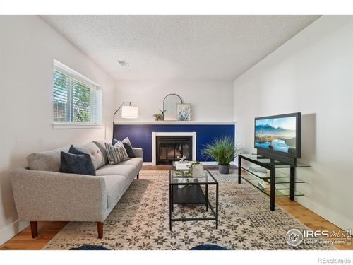 641 W Dahlia St, Louisville, CO, 80027-9767 | Card Image