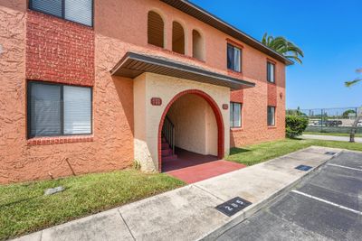 285 San Juan Circle, Condo with 2 bedrooms, 1 bathrooms and null parking in Melbourne FL | Image 2