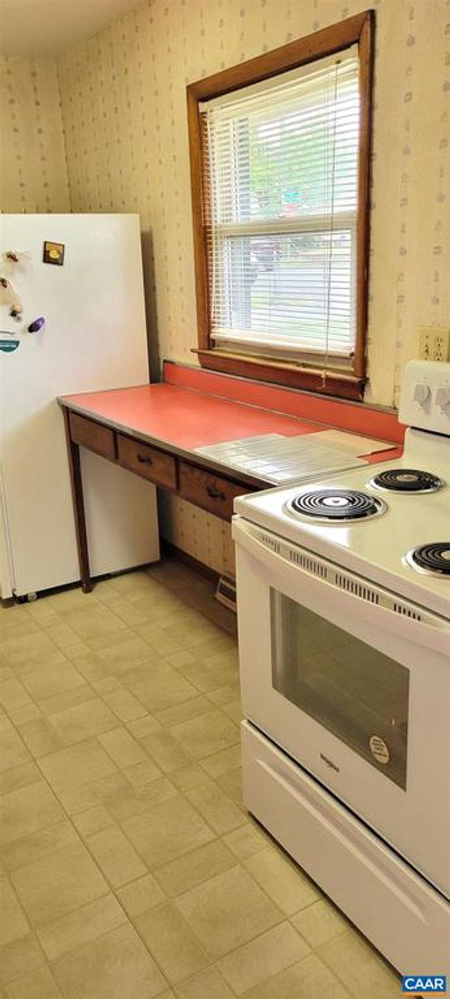 103 Piedmont Ave S, House other with 3 bedrooms, 1 bathrooms and null parking in CHARLOTTESVILLE VA | Image 7