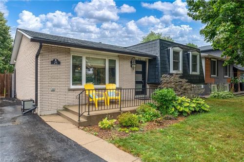 25 Glenvale Dr, Hamilton, ON, L9C2X5 | Card Image