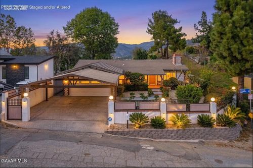 7305 Verdugo Crestline Dr, Tujunga, CA, 91042 | Card Image