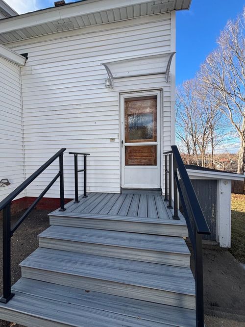 2-82 Summer St, Laconia, NH, 03246-3152 | Card Image