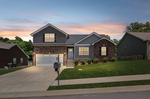 2280 Colston Dr, Clarksville, TN, 37042-1899 | Card Image