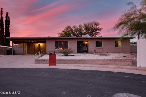 9631 E Myra Dr, Tucson, AZ, 85730-3009 | Card Image