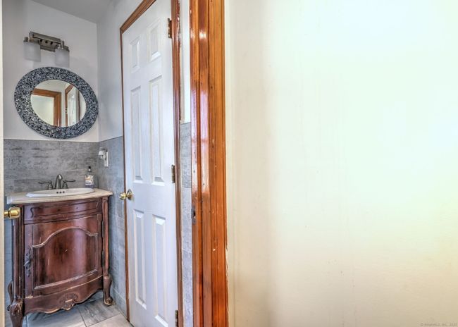 15 Quintard Ave, House other with 4 bedrooms, 2 bathrooms and null parking in Norwalk CT | Image 29