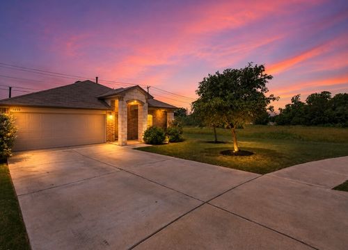1010 Pembroke Ct, Hutto, TX, 78634-4588 | Card Image