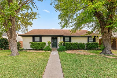 1650 Clydesdale Dr, Lewisville, TX, 75067-3218 | Card Image