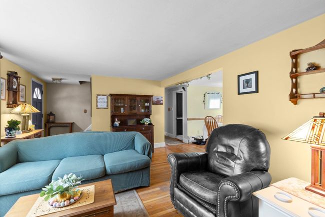 12 Sunset Dr, House other with 5 bedrooms, 2 bathrooms and null parking in Somersworth NH | Image 23