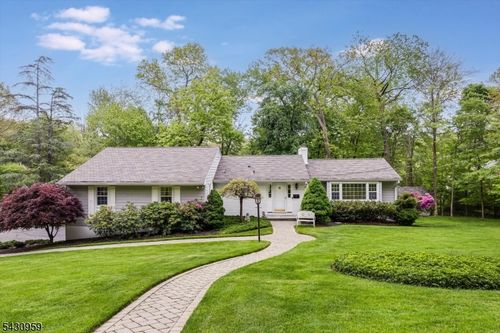 6 Driftway St, Roseland, NJ, 07068-1414 | Card Image