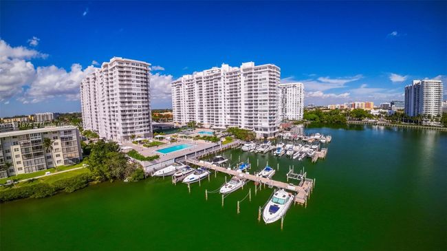 PH04 - 18011 Biscayne Blvd, Condo with 2 bedrooms, 2 bathrooms and null parking in Aventura FL | Image 26