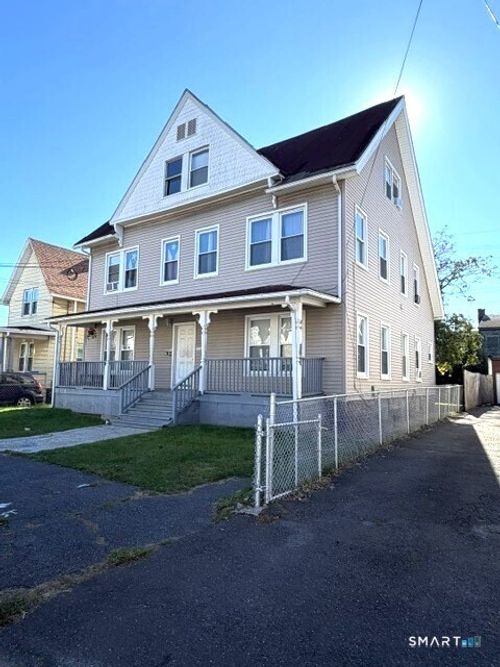 51-249-51 Black Rock Ave, Bridgeport, CT, 06605-1229 | Card Image
