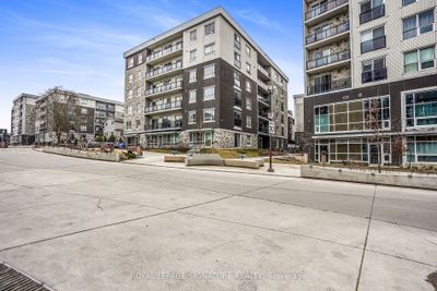 H404 - 275 Larch St, Condo with 2 bedrooms, 2 bathrooms and null parking in Waterloo ON | Image 2