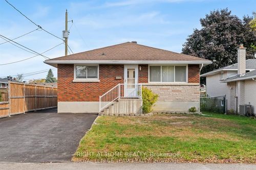 1987 Cochrane St, Ottawa, ON, K1V7R5 | Card Image