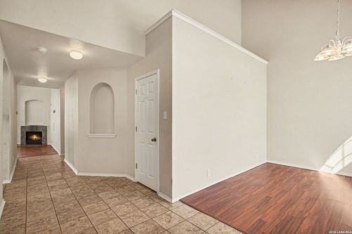 522 Calhoun Dr, New Braunfels, TX, 78130-3369 | Card Image