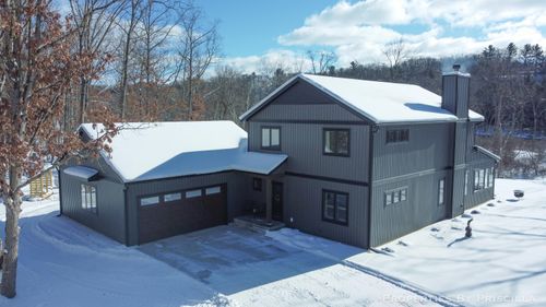 3008 E Upper Field Trl, Newaygo, MI, 49337 | Card Image