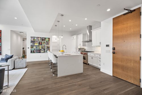 a4004-6166 N Scottsdale Rd, Paradise Valley, AZ, 85253-5413 | Card Image