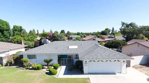 5421 Demaret Ave, Bakersfield, CA, 93309-2930 | Card Image