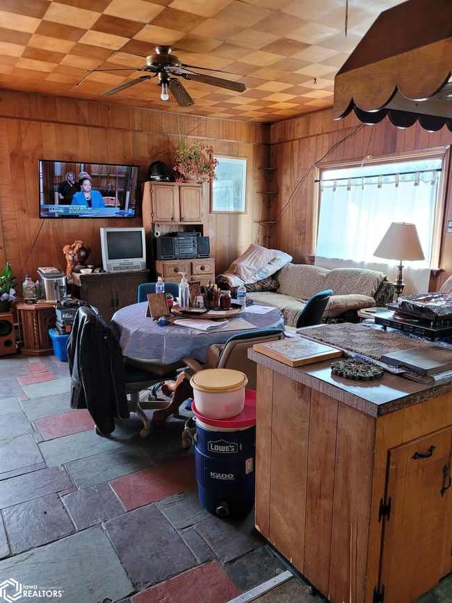 202 N West St, House other with 4 bedrooms, 2 bathrooms and null parking in Sigourney IA | Image 8