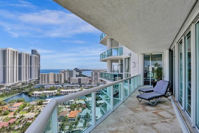 2651 - 16500 Collins Ave, Condo with 3 bedrooms, 3 bathrooms and null parking in Sunny Isles Beach FL | Image 22