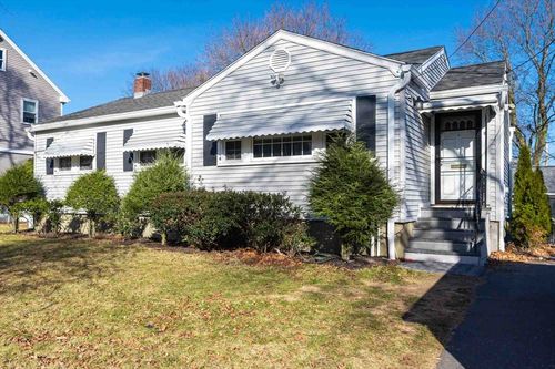 18 Wellesley Rd, Arlington, MA, 02474-3524 | Card Image