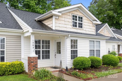 1305 Dan Dr, Rock Hill, SC, 29732-7609 | Card Image