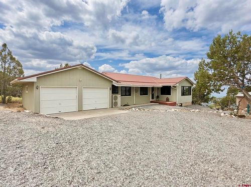 24225 Valley View Cir, Cedaredge, CO, 81413-8333 | Card Image