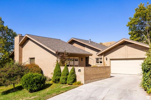 822 N Grandridge Ct, Salt Lake City, UT, 84103-3343 | Card Image